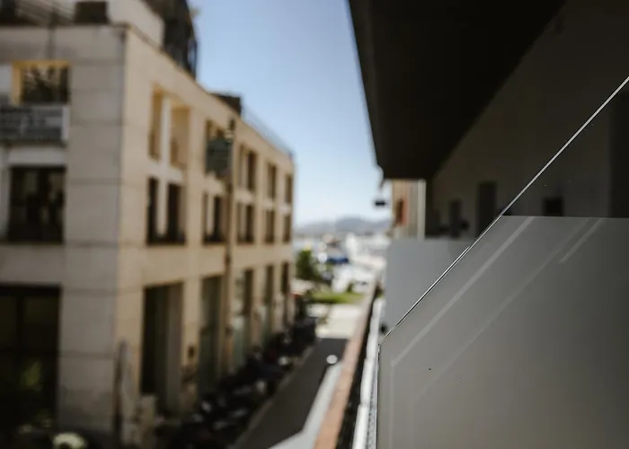 公寓式酒店 Port View