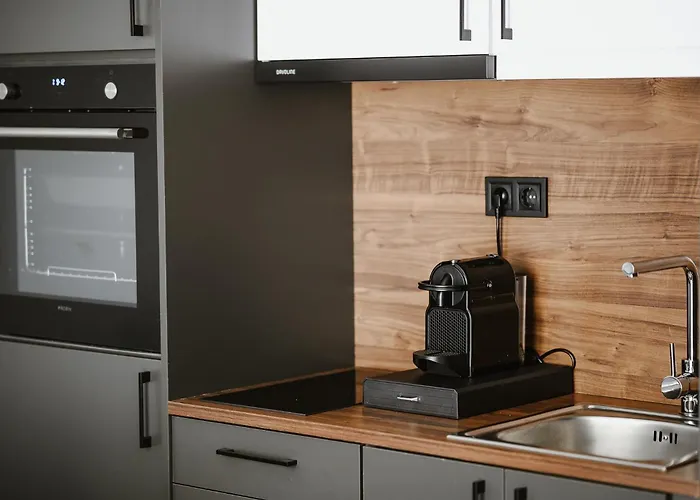 Port View 4* 沃洛斯