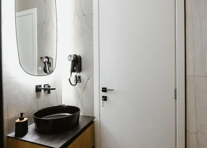 Port View 公寓式酒店 4*