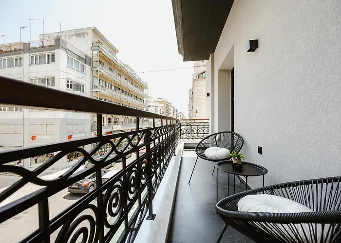 Port View 公寓式酒店 沃洛斯