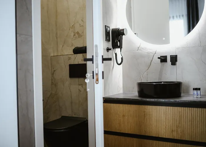 Port View 4* 沃洛斯