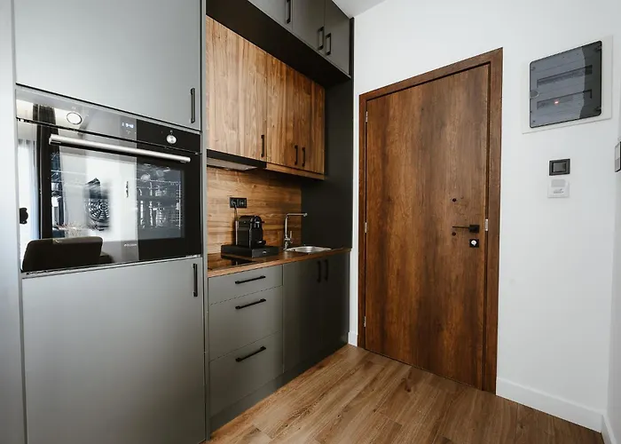 Port View 4* 沃洛斯