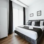 Port View Aparthotel Volos