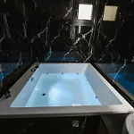 Port View 4*