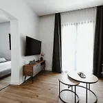 Port View 4*