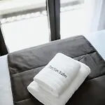 Aparthotel Port View